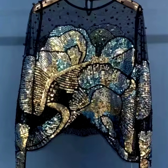 Luxury Women Sequins Floral Embroidery Golden Blouses - Picture 6 of 6